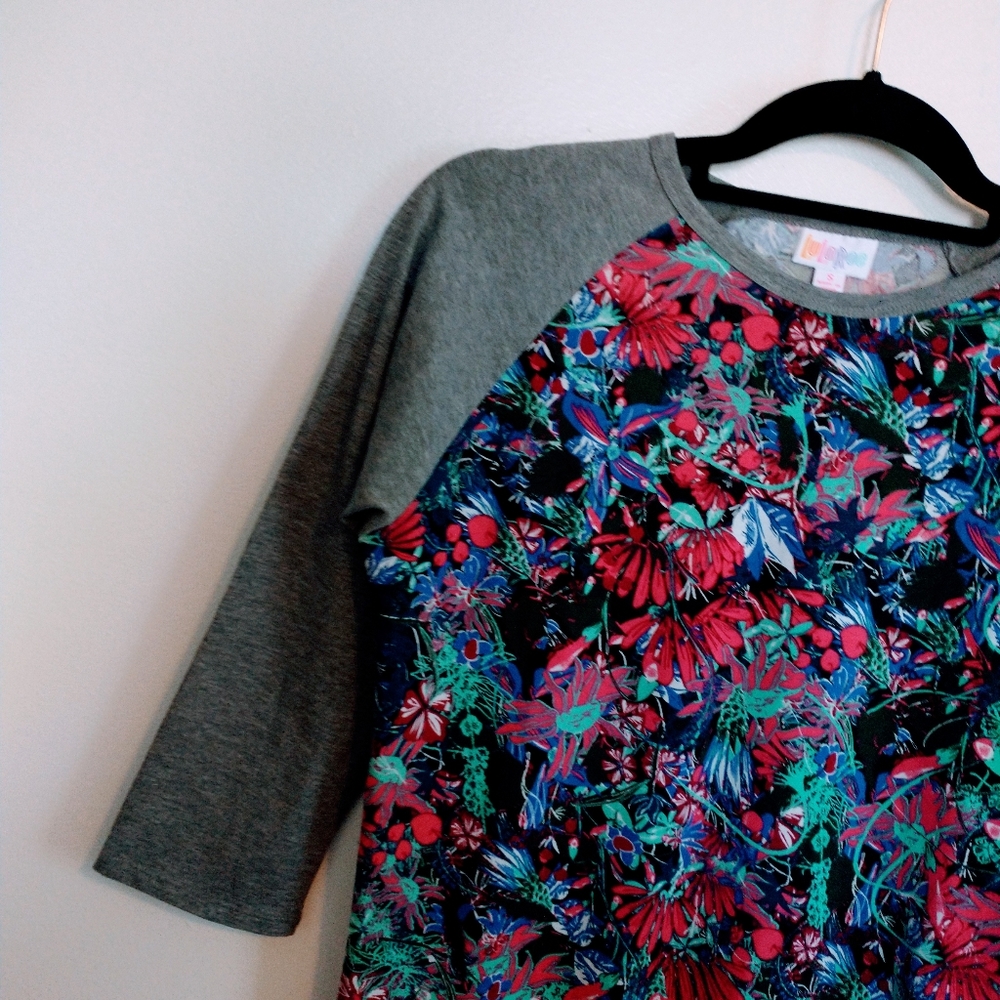NWT lularoe floral color blocked top xs Randy - Picture 5 of 5